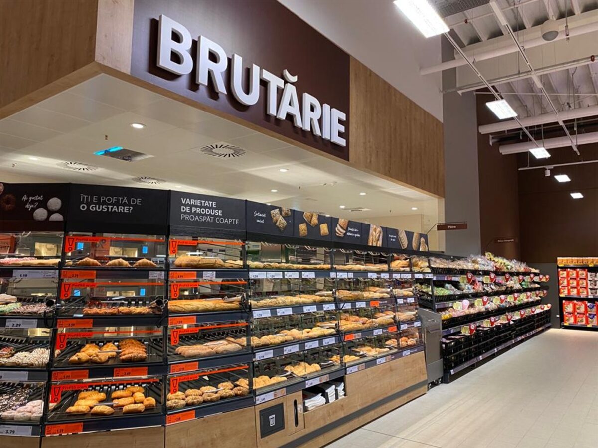 De ce sunt brutăriile amplasate la intrarea în supermarketuri, de fapt. Trucul LIDL și Kaufland pentru a te „face” de bani