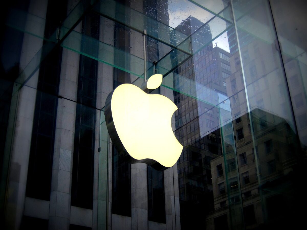 Care sunt cele mai valoroase branduri din lume. Apple domină clasamentul. Ce giganți completează podiumul