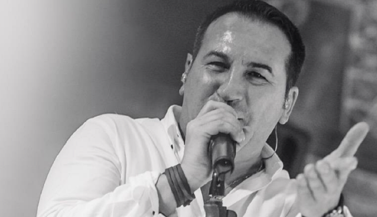 BREAKING | Cântărețul Florin Decuseară a murit, la doar 46 de ani, după ce a căzut de la 10 metri înălțime