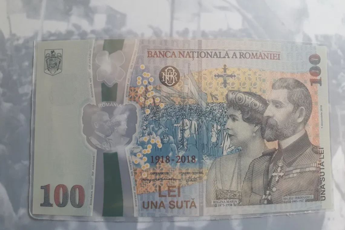 Prețul fabulos cerut de un român pentru 5 bancnote de 100 de lei din anul 2018, dedicate Centenarului Marii Uniri