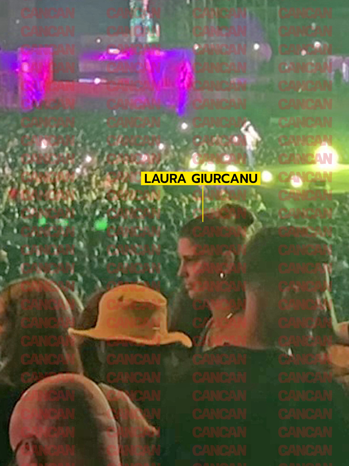 Laura Giurcanu, singură și neliniștită la festival Foto CANCAN.RO