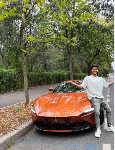 Sebastian Dobrincu și-a cumpărat un Ferrari Roma în valoare de 500 de mii de euro