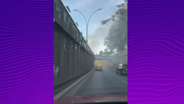 Incendiu în Pasajul Unirii din București! O mașină a luat foc, detalii de ultimă oră