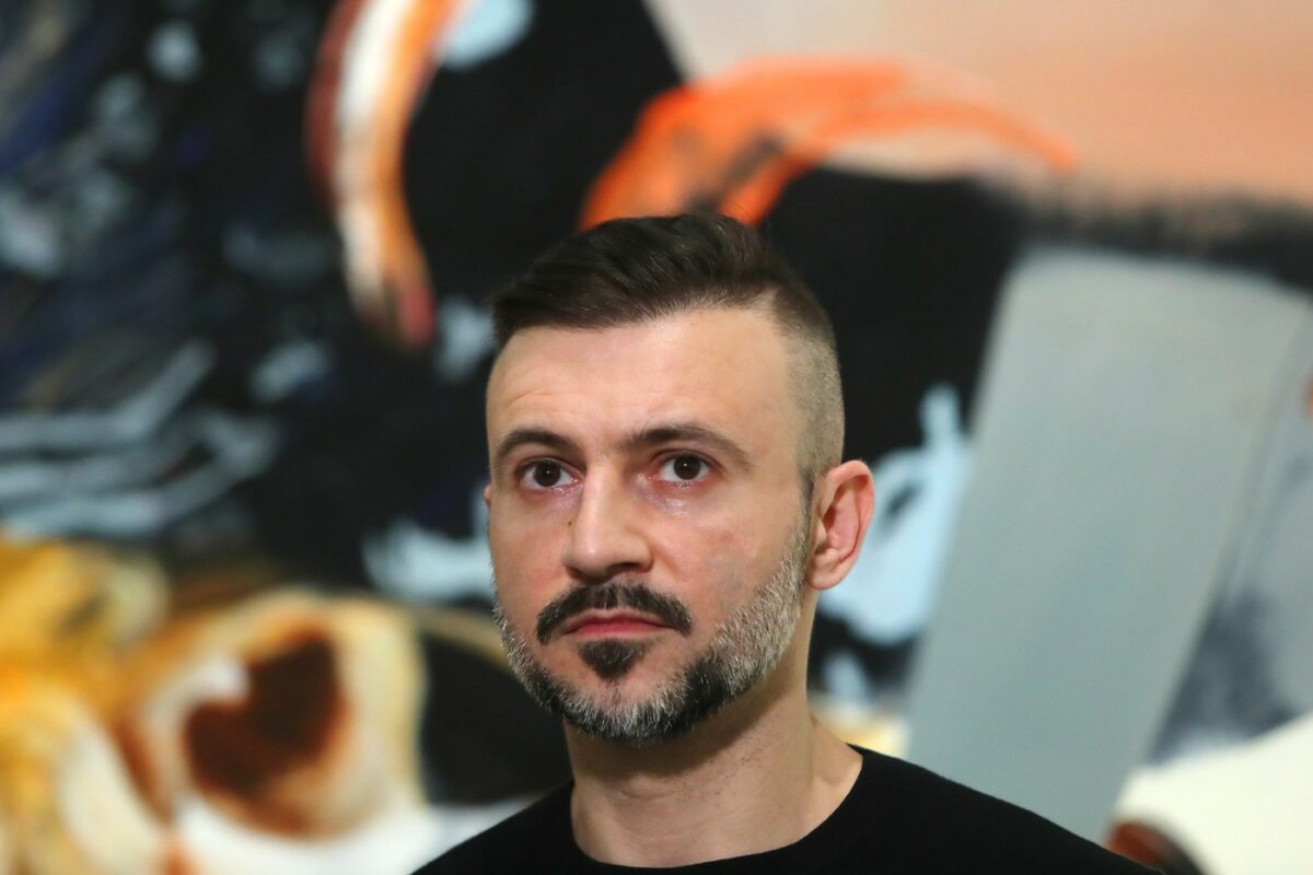 Averea secretă a lui Adrian Ghenie, Picasso-ul României: Câte milioane a câștigat din tablouri și în ce își investește banii