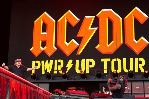 AC/DC, primul turneu în America de Nord după o pauză de 9 ani. Fanii sunt în extaz!