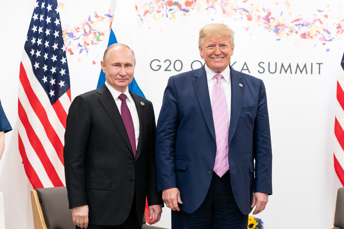 Donald Trump l-a sunat pe Vladimir Putin. Ce i-a zis președintelui Rusiei